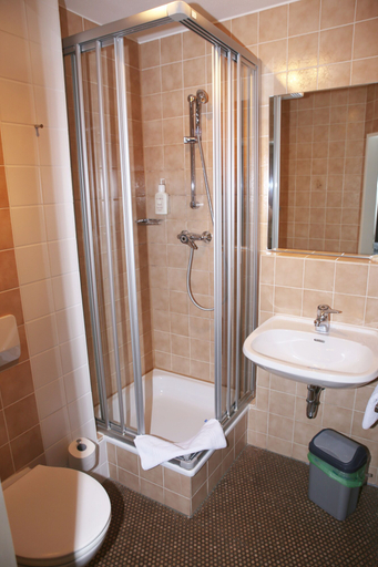 Bathroom 5, Landhotel Traube, Konstanz