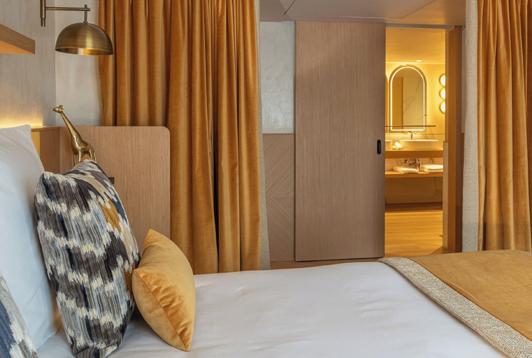 Bedroom 2, Hôtel Burdigala by Inwood Hotels, Gironde