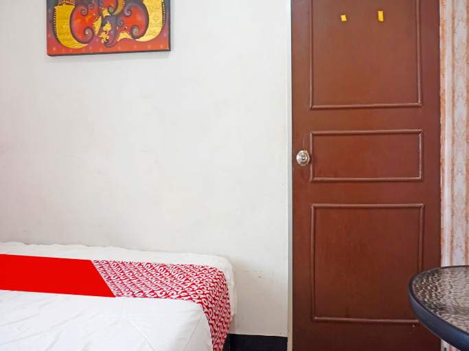Bedroom 4, Collection O 91470 De Royal Sentra Timur, East Jakarta