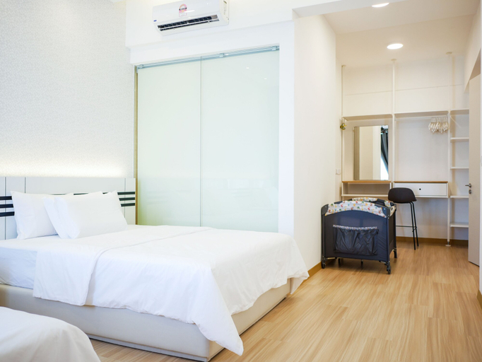 Bedroom 4, May Full Seaview Luxury Suite, Penang Island