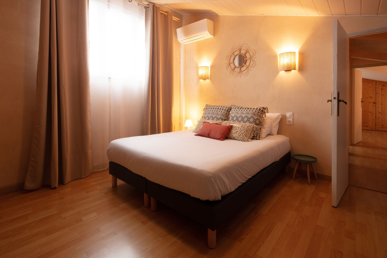Bedroom 3, Maison Mignardise - Cité, Aude