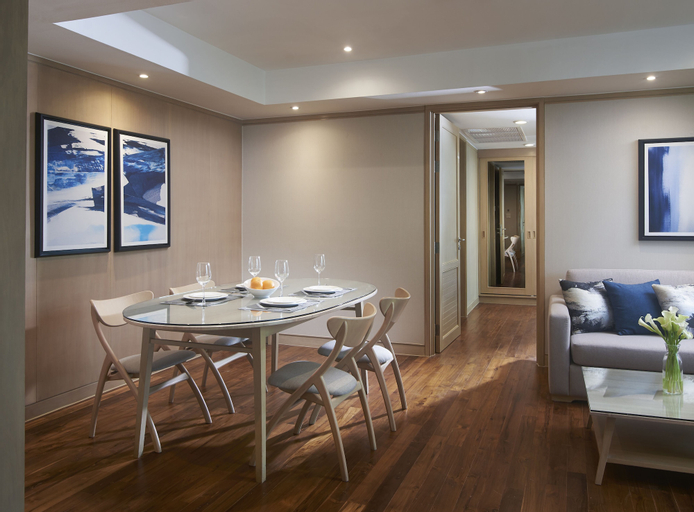 Dining Room 6