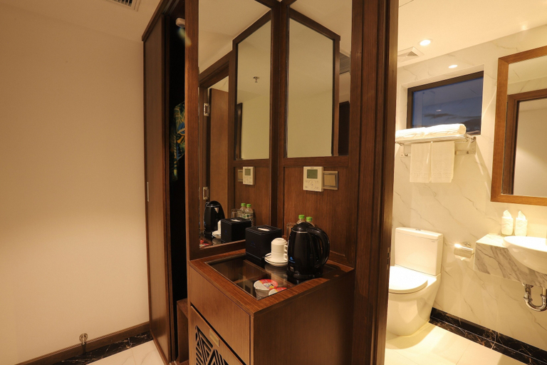 Bathroom 5, Aloha Hotel Nha Trang, Nha Trang