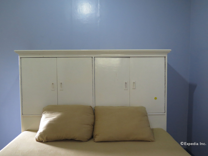 Bedroom 3, Alexis Cliff Dive Resort, Dauis