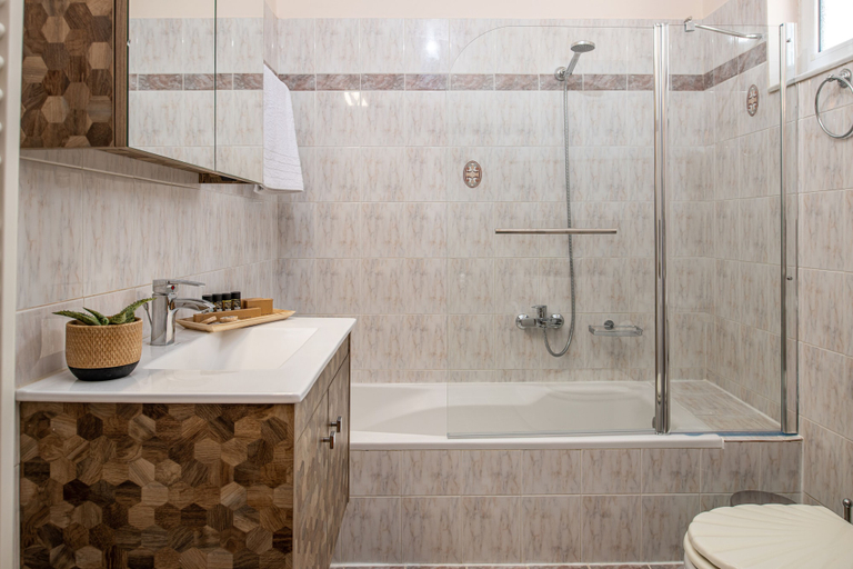 Bathroom 5, Diogenis House, Ionian Islands