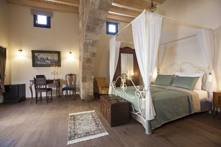 Bedroom 4, Porolithos Boutique Hotel, South Aegean