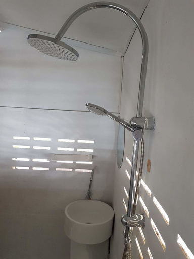 Bathroom 5, Haad Chao Phao Resort, Ko Phangan
