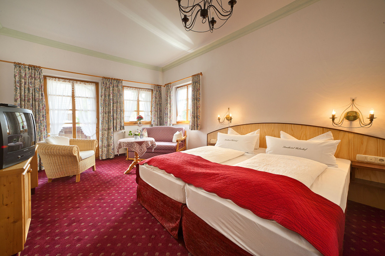 Bedroom 4, Landhotel Huberhof, Ostallgäu