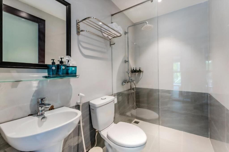 Bathroom 4, Lacasa Old Town Villa, Da Nang