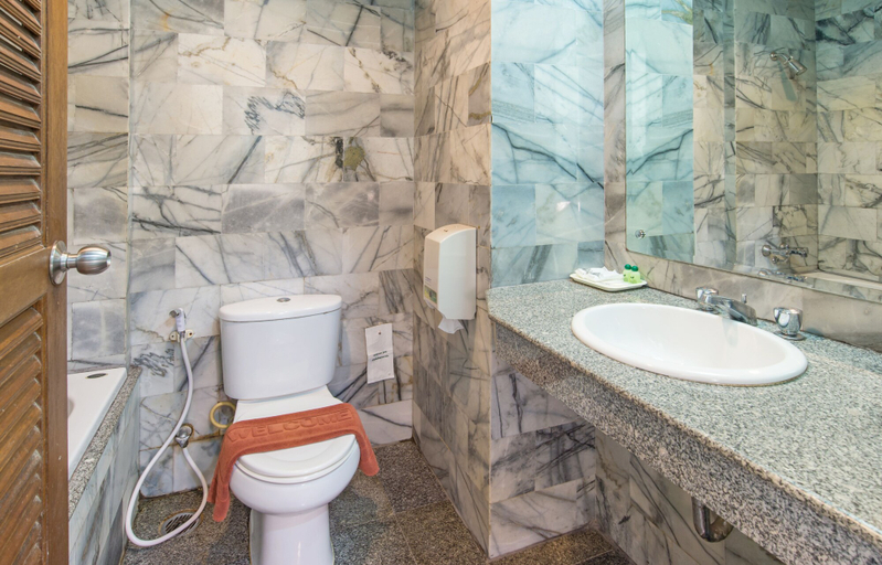 Bathroom 5, Green House Hotel, Mueang Krabi