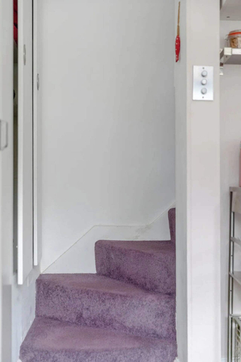 Others 4, Tasteful & Homely 1BD Flat - Brixton, London
