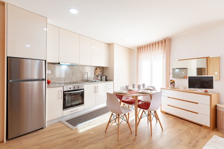 Others 4, Avenida apartement, Braga