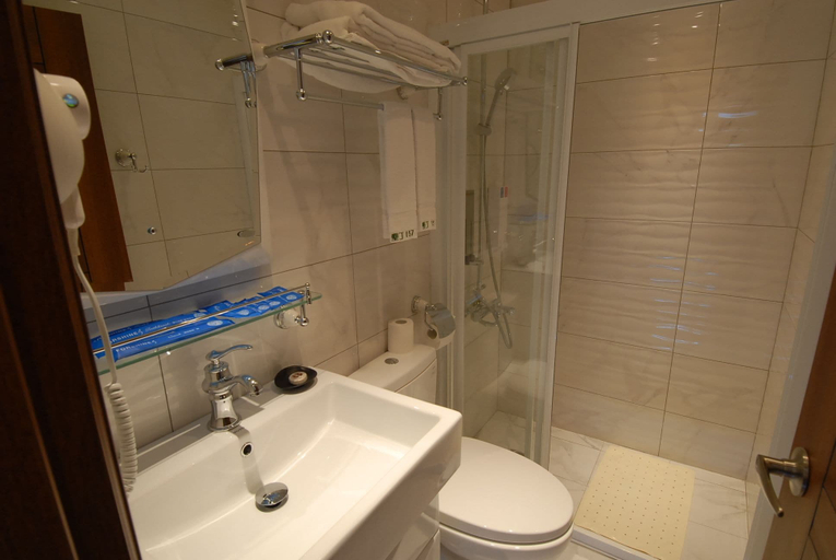 Bathroom 3, Kenting 157 Boutique Hotel, Pingtung