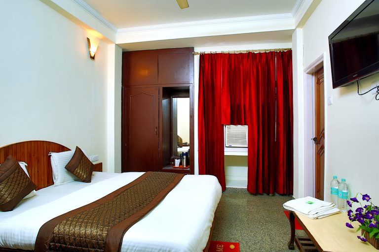 Bedroom 2, Hotel Raghunath, Jammu