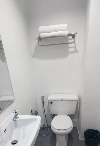 Bathroom 4, Go Inn Phuket Old Town, Pulau Phuket