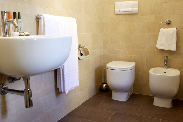Bathroom 4, Hotel Antico Convento dei Cappuccini, Ragusa