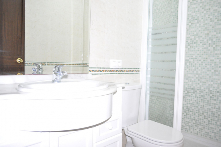 Bathroom 2, La Goleta, Cádiz