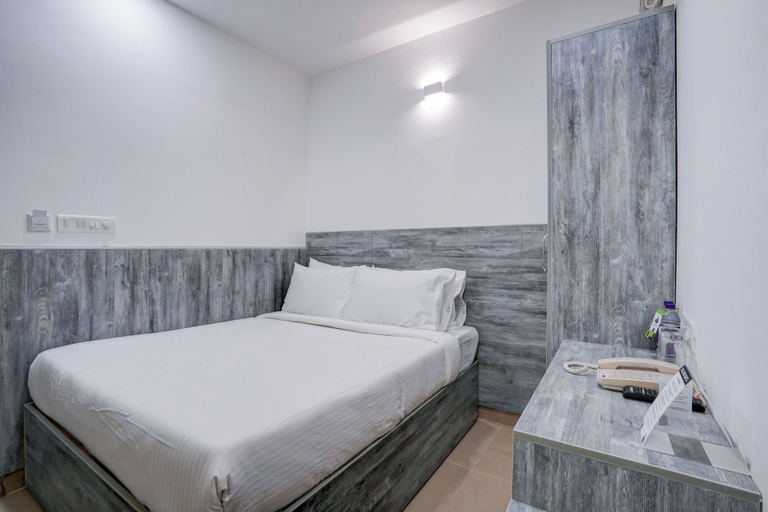 Bedroom 5, Sri Balaji Paradise, Bangalore