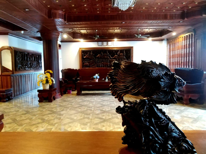 Public Area 4, V Crown Hotel, Svay Pao