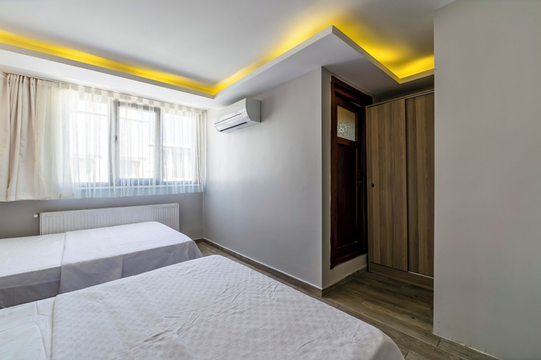 Bedroom 3, Gul Otel, Fatih