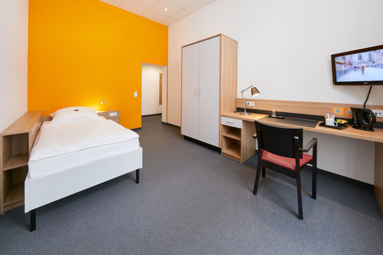 Bedroom 3, Townhouse Düsseldorf, Düsseldorf
