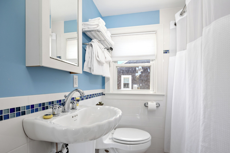 Bathroom 4, Chatham Tides, Barnstable