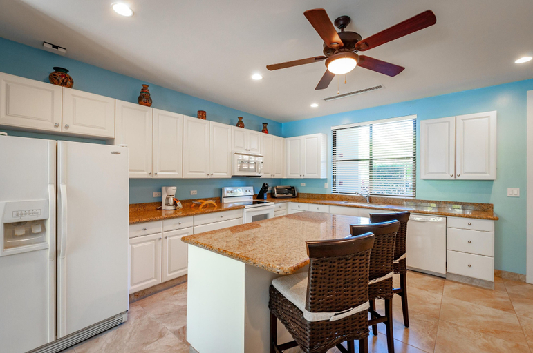 Others 5, Cozy Condo with Shaded Poolside Patio & Beach Club Access, Carrillo
