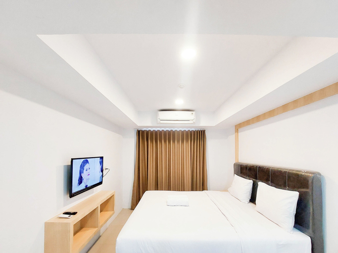 Cozy And Strategic Studio Apartment At De Prima, Medan