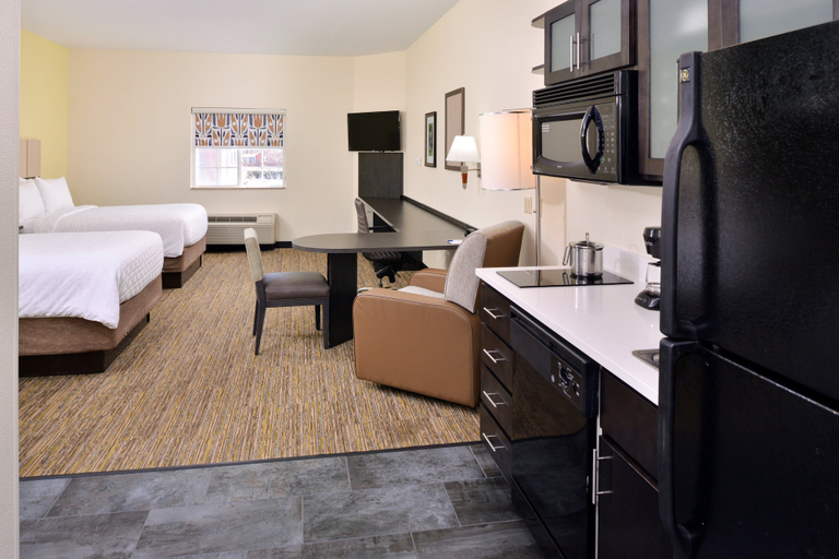 Bedroom 5, Candlewood Suites WINCHESTER, Frederick