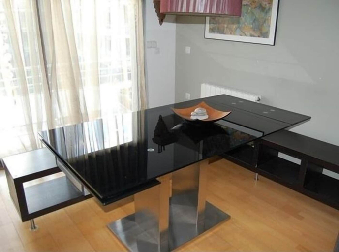 Others 5, Piso Virginia-Vicente, Girona