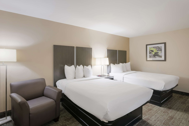 Bedroom 3, Best Western Northwest Indiana Inn, Lake