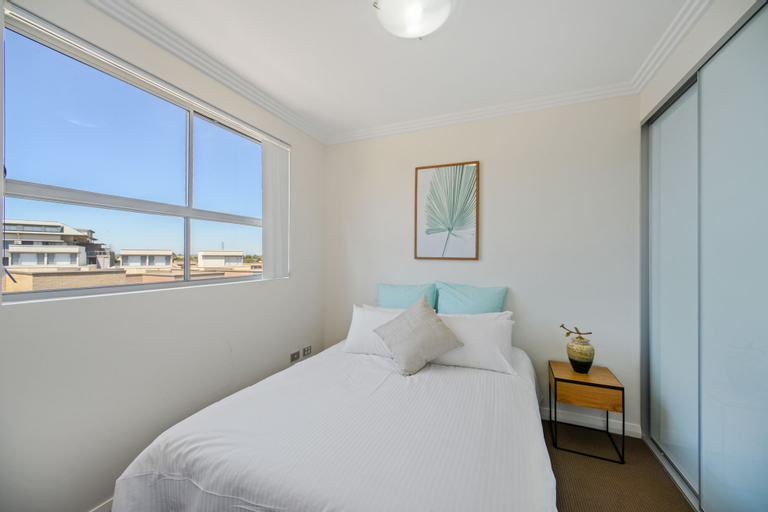 Bedroom 2, Modern and Spacious Resort-Style Home, Strathfield