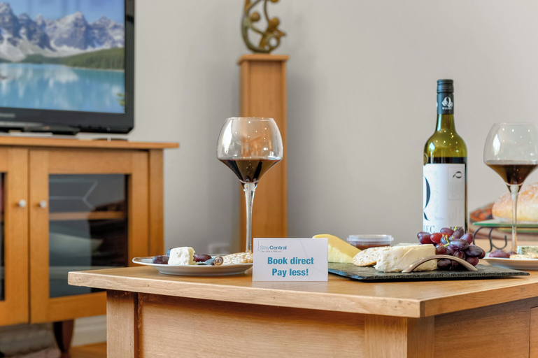 Food & Drinks, StayCentral - Tranquil Townhouse, Melbourne