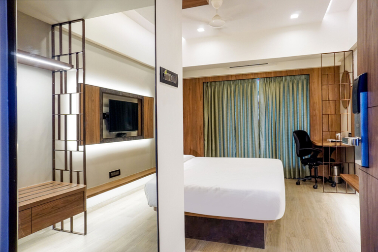 Bedroom 3, HOTEL OLTEN, Mumbai Suburban
