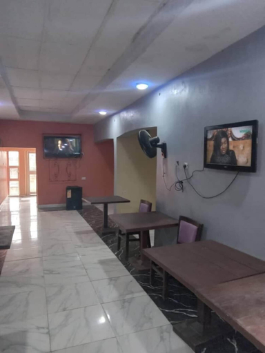 Food & Drinks, I-NEXT BAR AND LOUGE, Obio/Akp
