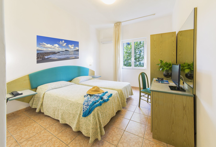 Bedroom 4, Hotel Vittoria, Napoli