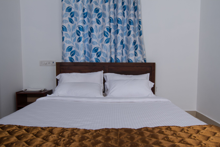 Bedroom 2, Phoenix Hospitality Services, Chennai
