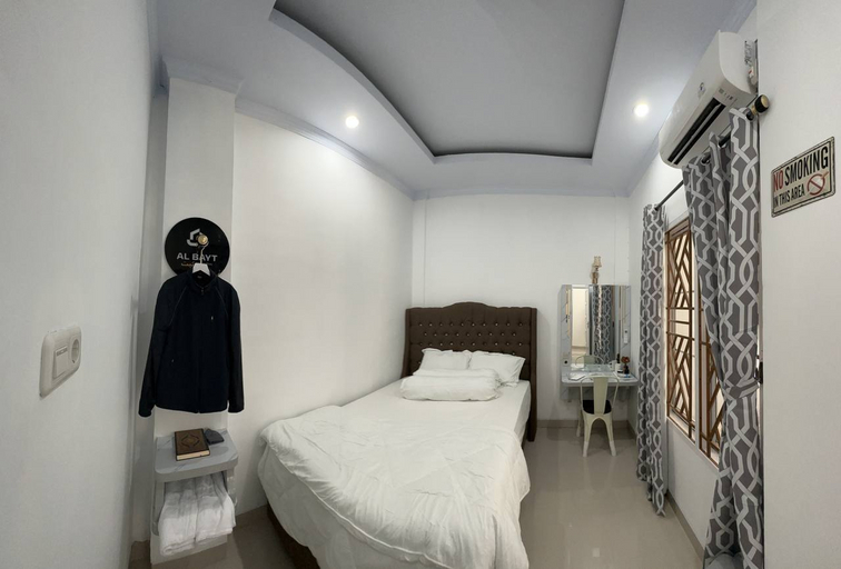 Bedroom 2, Al-Bayt Homestay Syar'i, Sidenreng Rappang