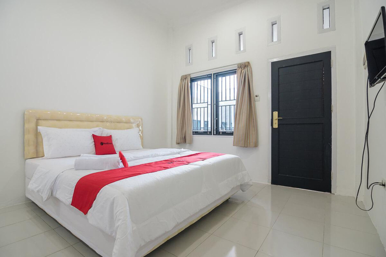 Bedroom 25