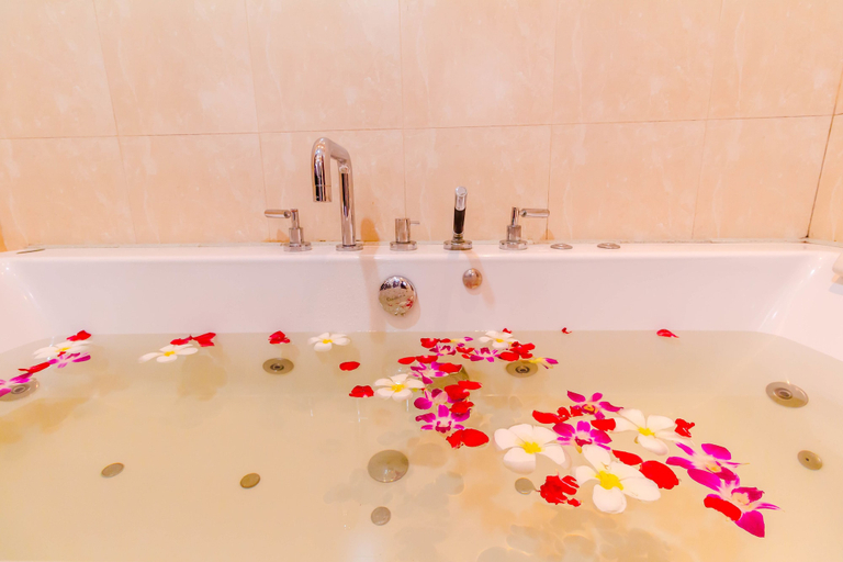 Bathroom 4, 3 Bedrooms Pool Villa Walk to Patong, Pulau Phuket
