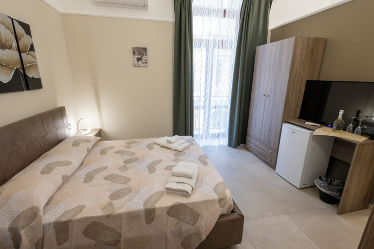 Bedroom 2, Catania Center B&B, Catania
