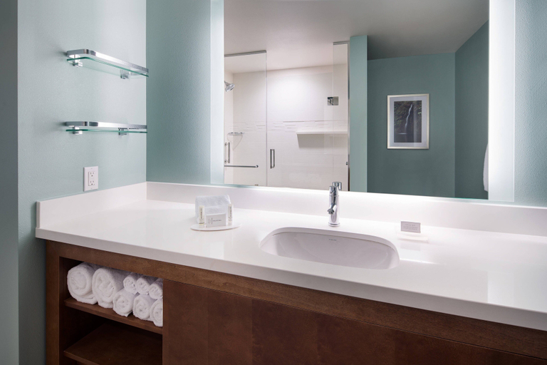 Bathroom 5, Residence Inn by Marriott Maui Wailea, Maui