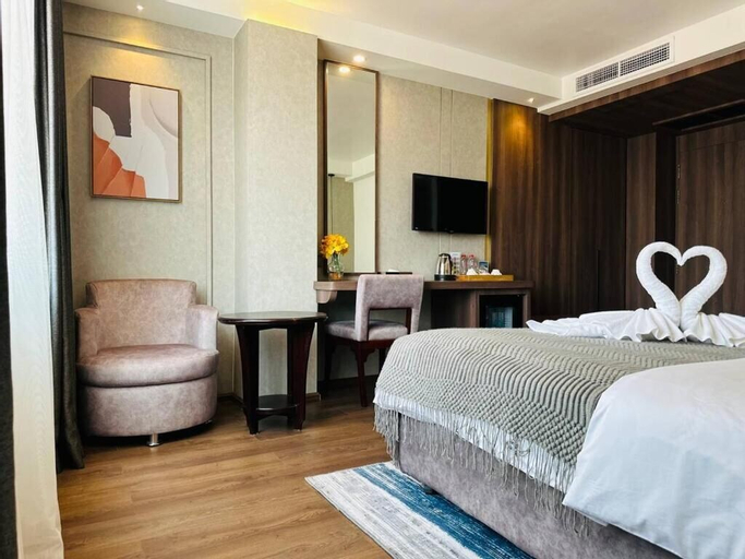 Bedroom 9