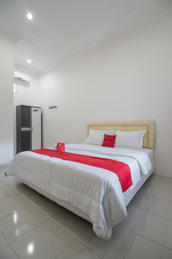 Bedroom 28
