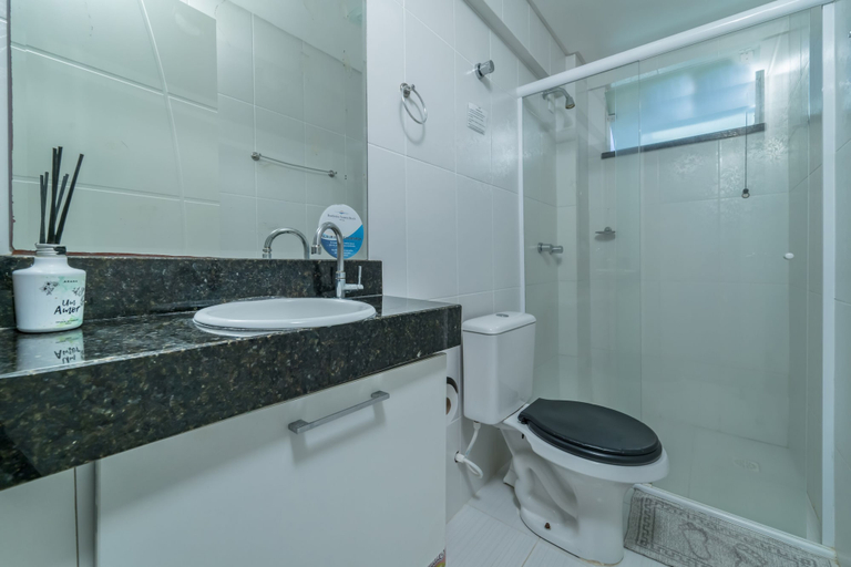 Bathroom 3, 809 - Aluguel 1 quarto com churrasqueira, Bombinhas