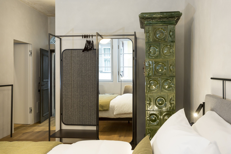 Bedroom 3, Goldenstern Townhouse, Bolzano