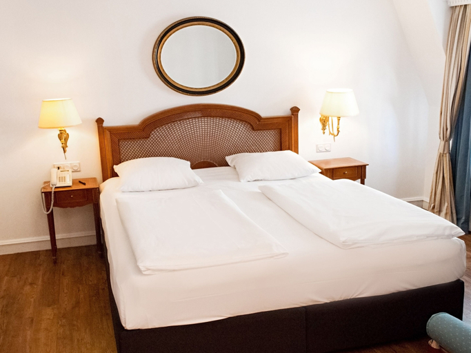 Bedroom 4, Dormero Hotel Halle, Halle (Saale)