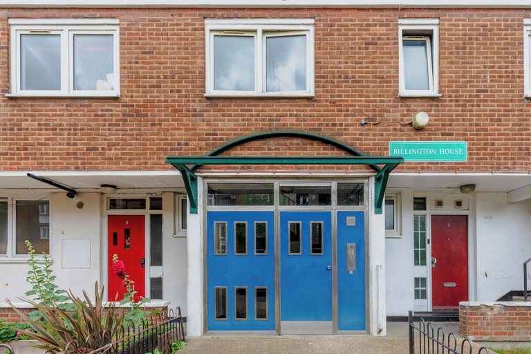 Exterior & Views 2, 3 Bed Flat, Dedicated Workspace, Parking, 4KTV, London