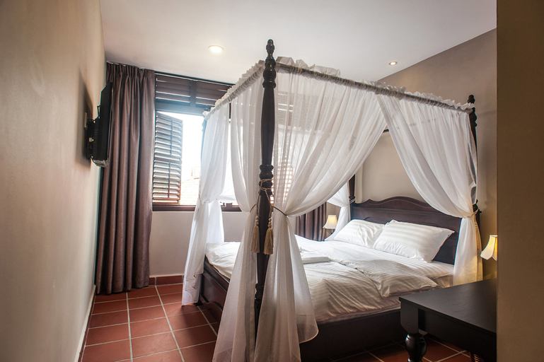 Bedroom 16
