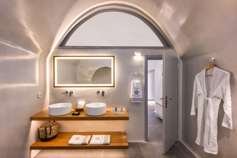 Bathroom 5, Eteoro Suites, South Aegean